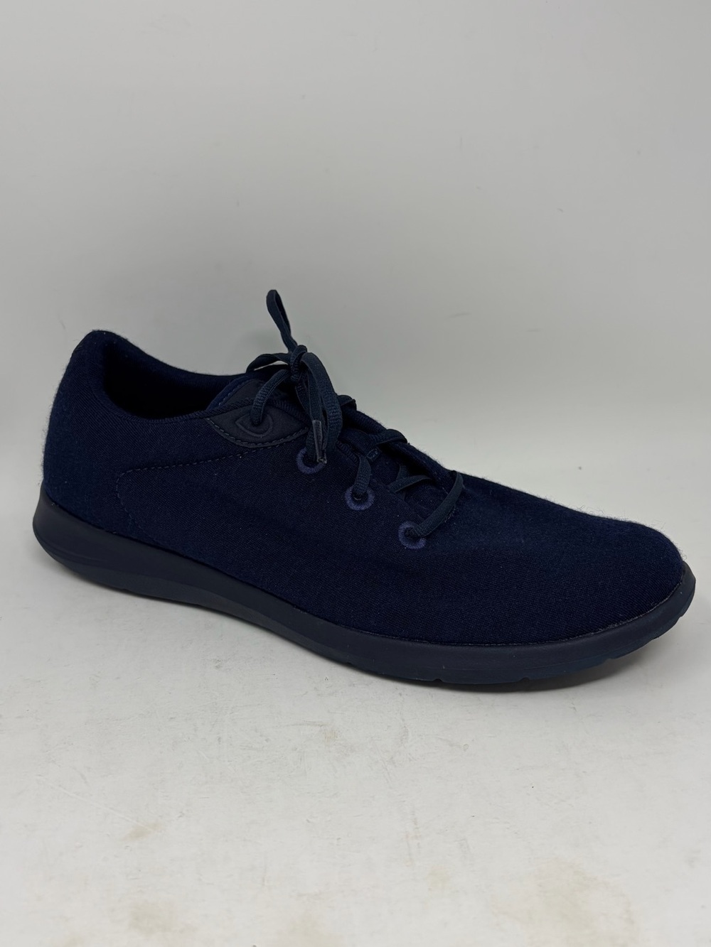 Merinos Lace Up Sneaker Size 11 Women’s